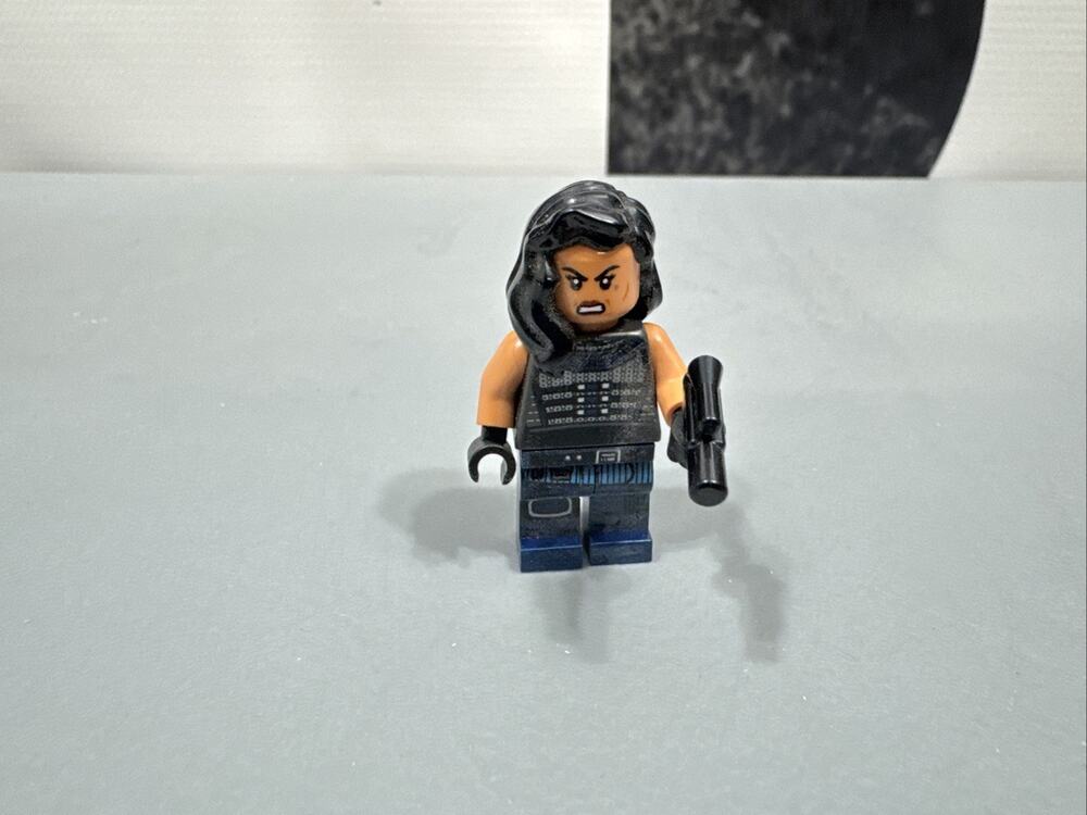 Lego Carasynthia 'Cara' Dune Minifigure Star Wars 75254 75315 sw1058
